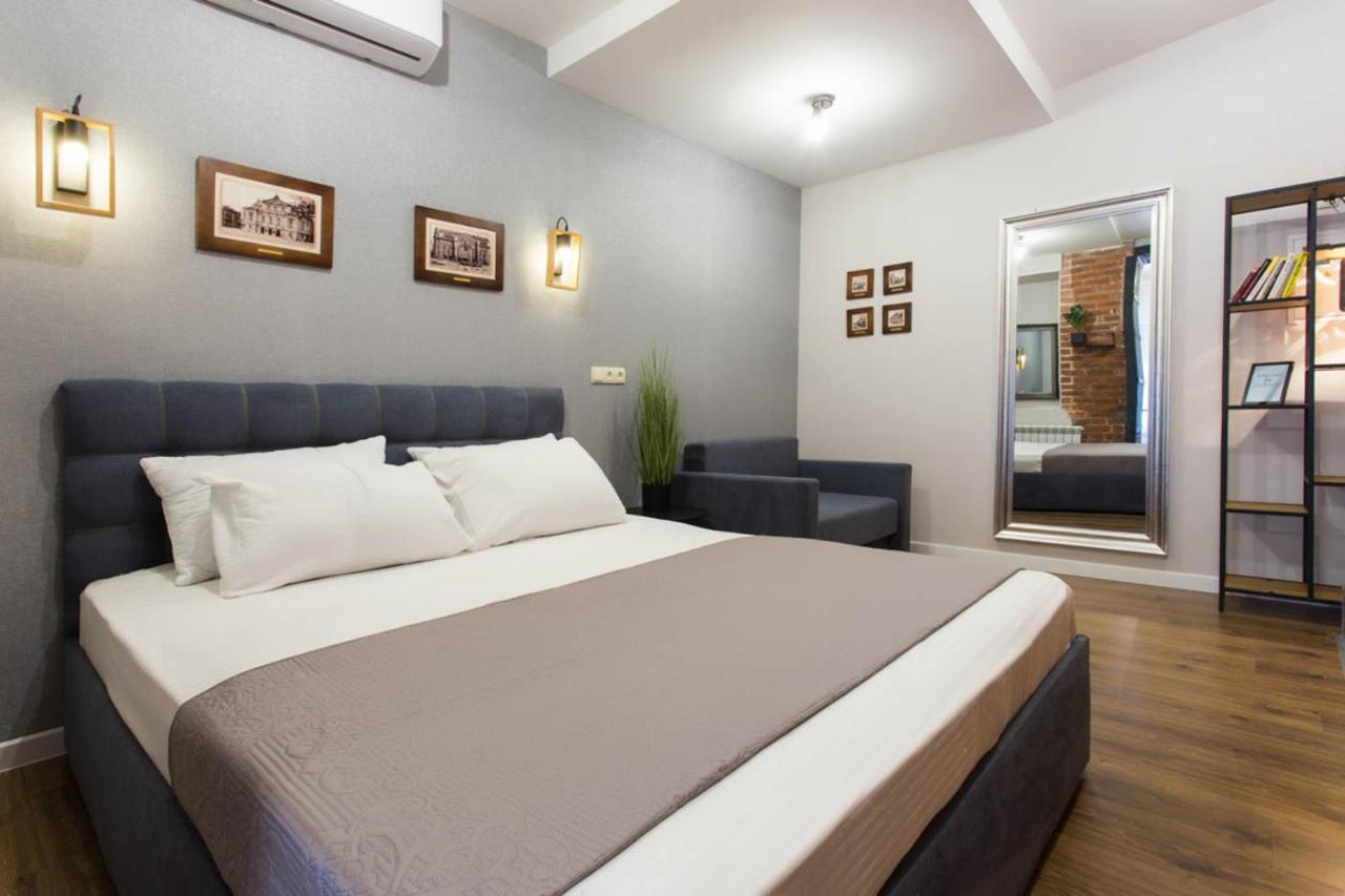 Cozy Apartment In The Center - Podilskyi Lane 7 Harkov Kültér fotó
